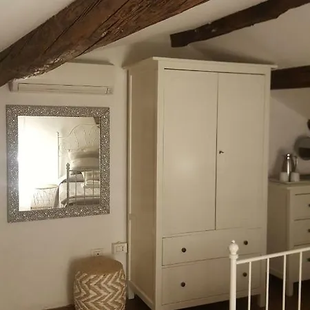 La Casa Sui Portici Apartamento *